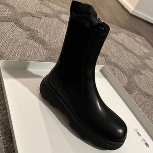 Burberry Chelsea boots size 38 1/2 NEW